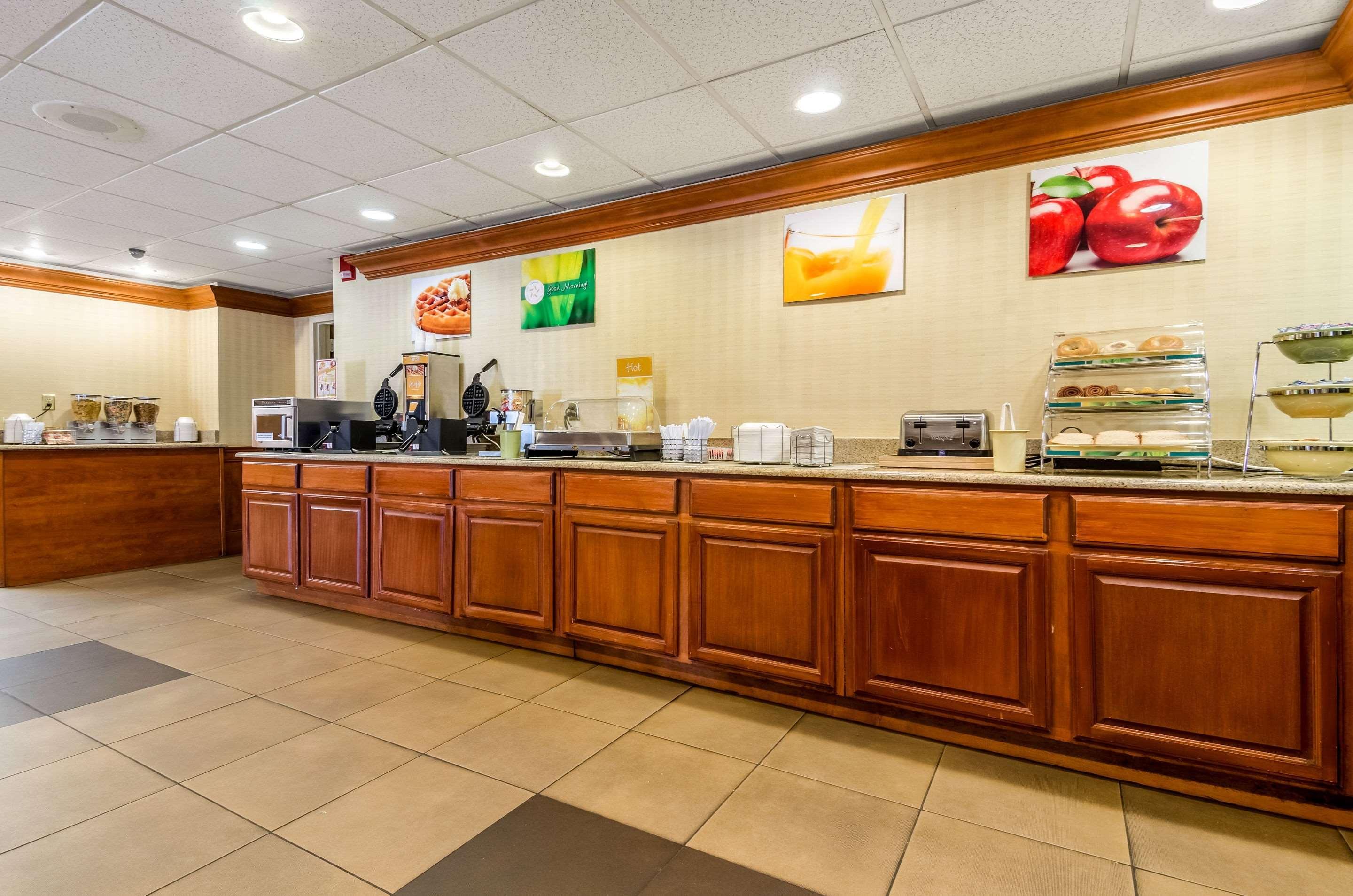 Quality Inn Lumberton Exterior photo
