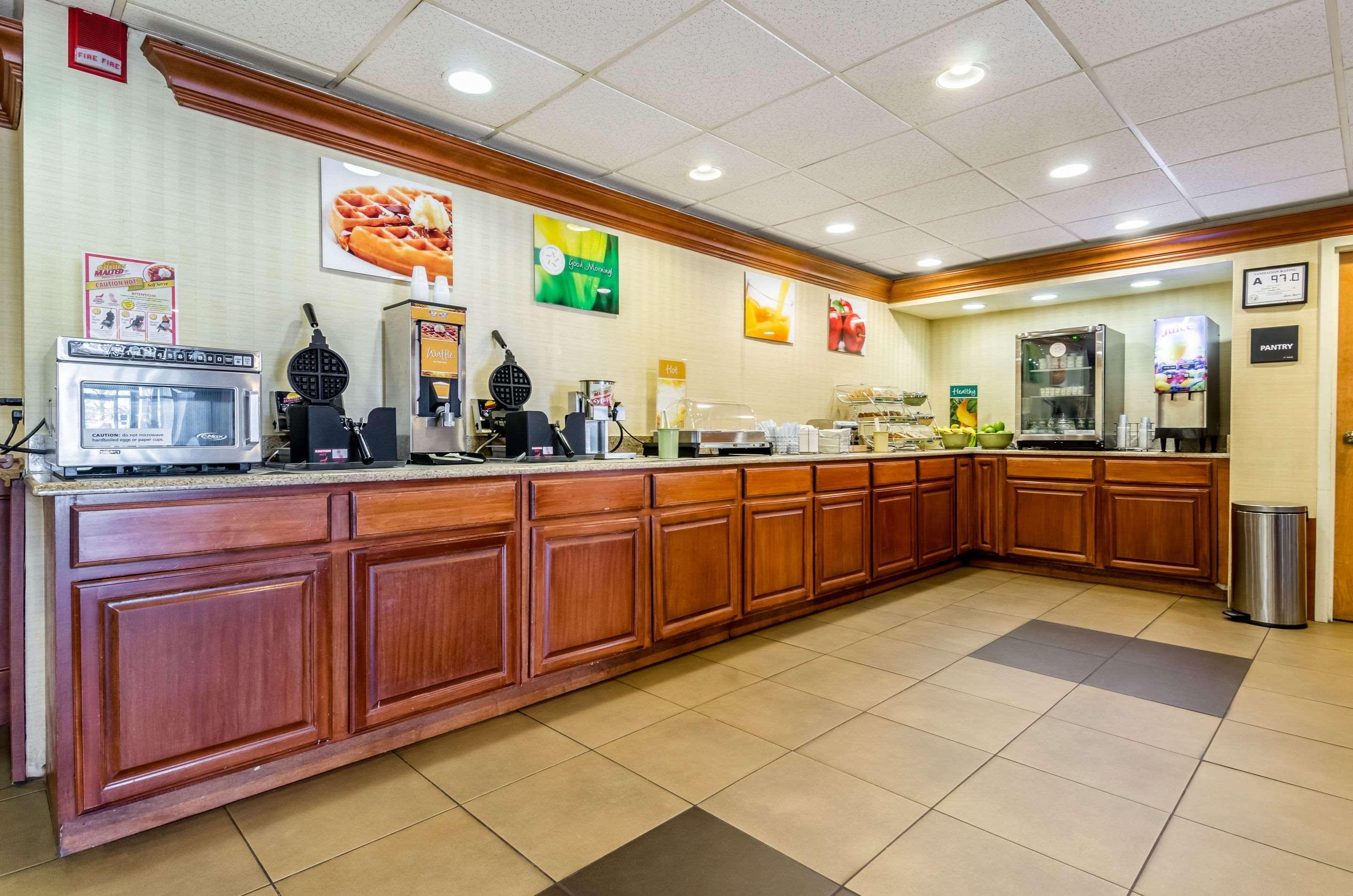 Quality Inn Lumberton Exterior photo